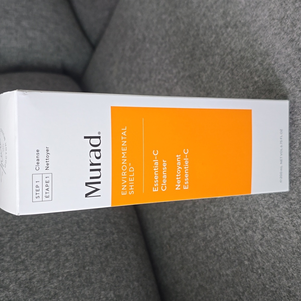 Murad Environmental Shield Essential-C Cleanser- 6.75 Fl Oz